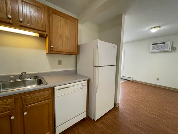 $1,849 | 3951 Old Brown Avenue, Unit 112, Manchester, NH 03103