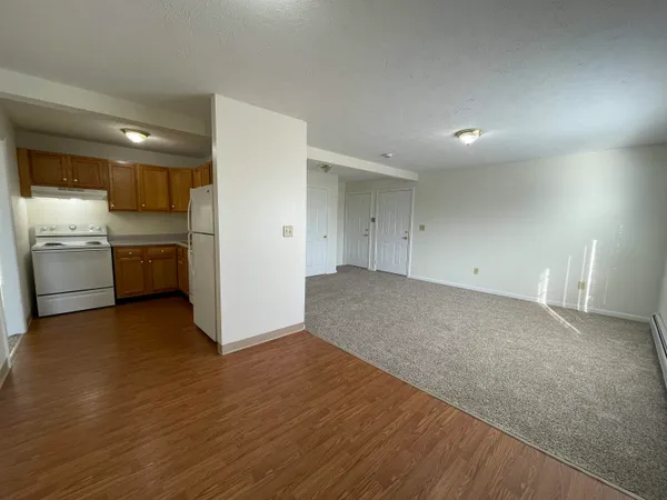 $1,849 | 3951 Old Brown Avenue, Unit 112, Manchester, NH 03103