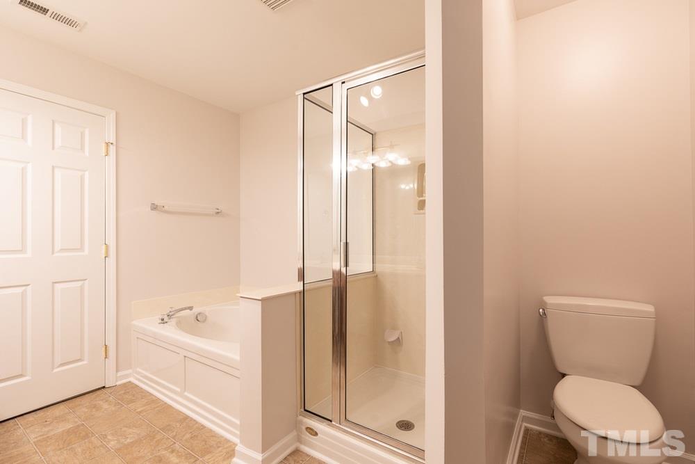 10322 Dapping Drive Raleigh, NC 27614 - Photo 22 of 30 Master Bathroom
