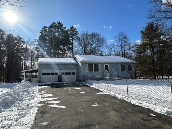 $2,300 | 1909 Rte 32n, Northumberland, NY 12831