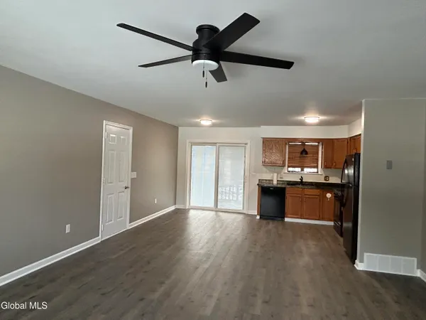 $2,300 | 1909 Rte 32n, Northumberland, NY 12831