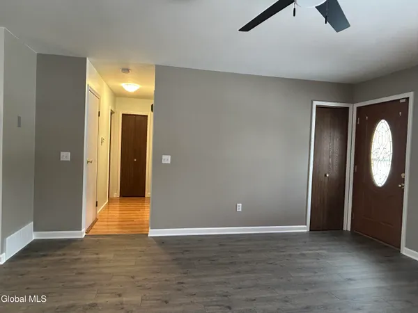 $2,300 | 1909 Rte 32n, Northumberland, NY 12831