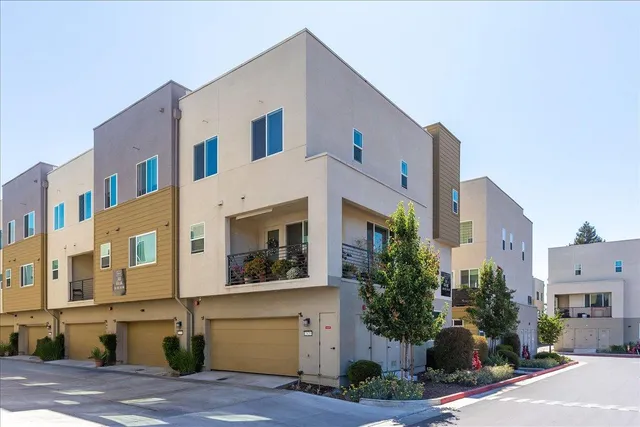 $1,095,000 | 2420 Kita Lane, San Jose, CA 95133