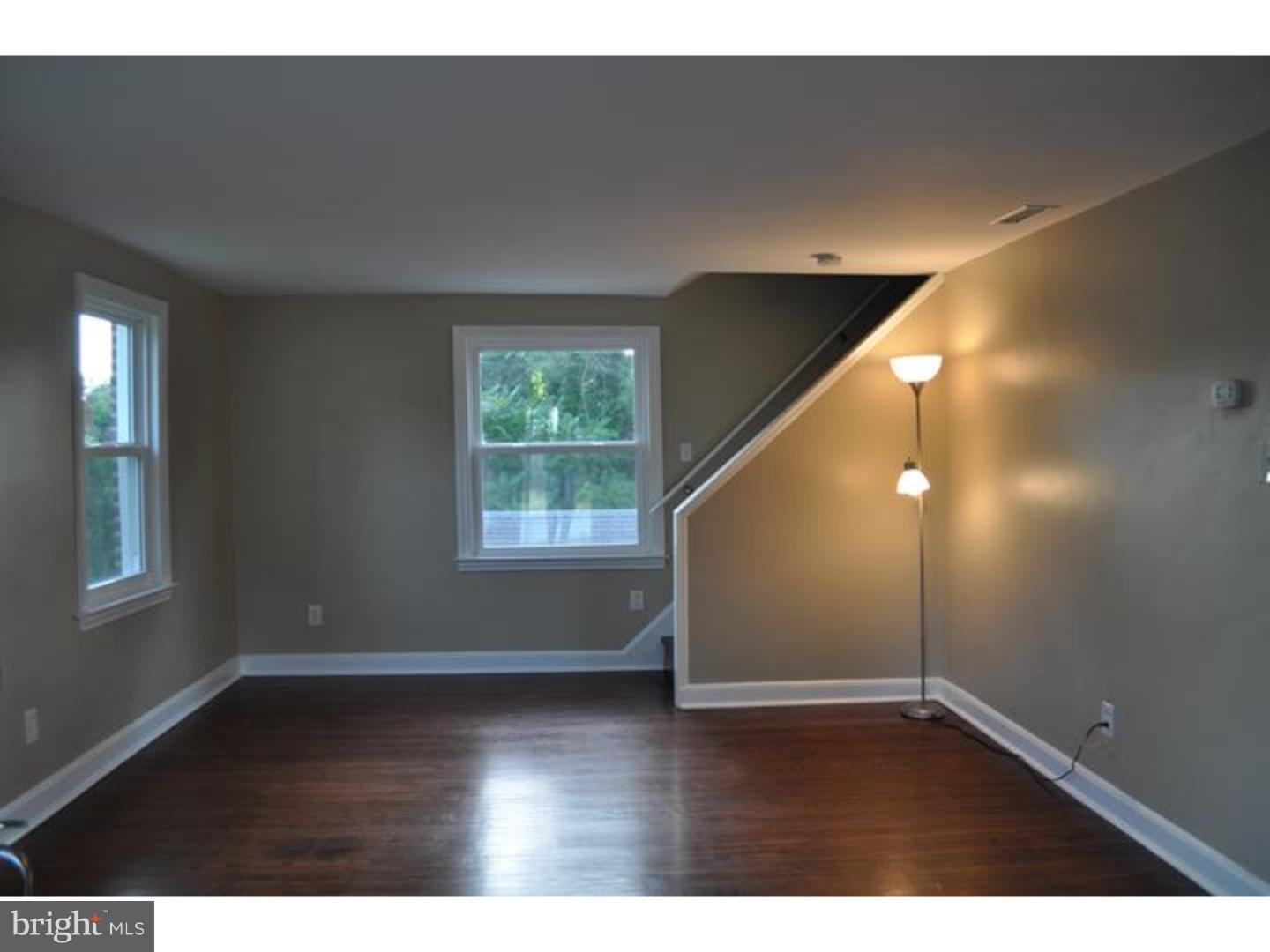 321 Crum Lynne Road Ridley Park, PA 19078 - Photo 4 of 25 Living Room