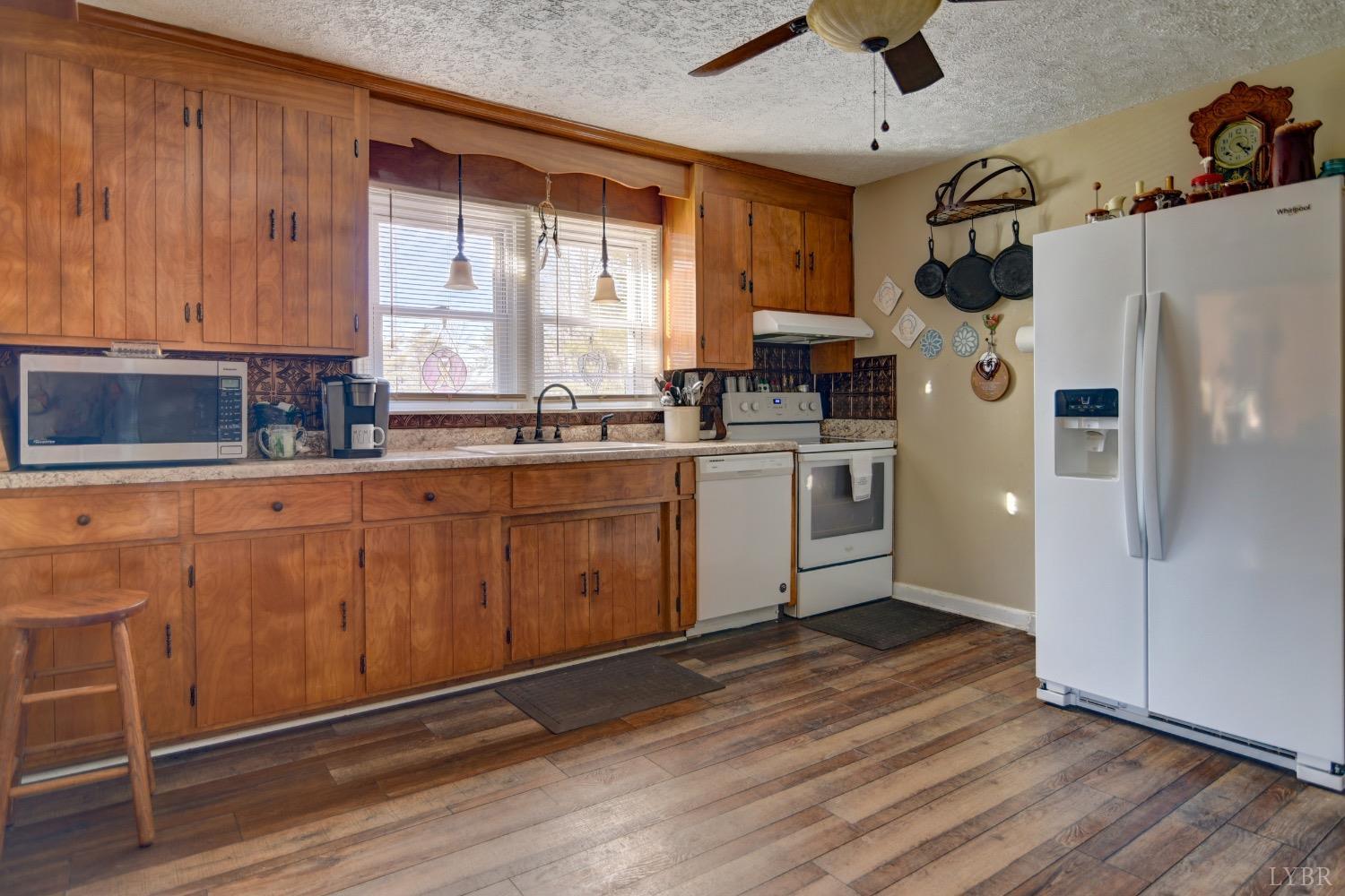 385 Bruner Road Madison Heights, VA 24572 - Photo 10 of 14 Gallery Image 10