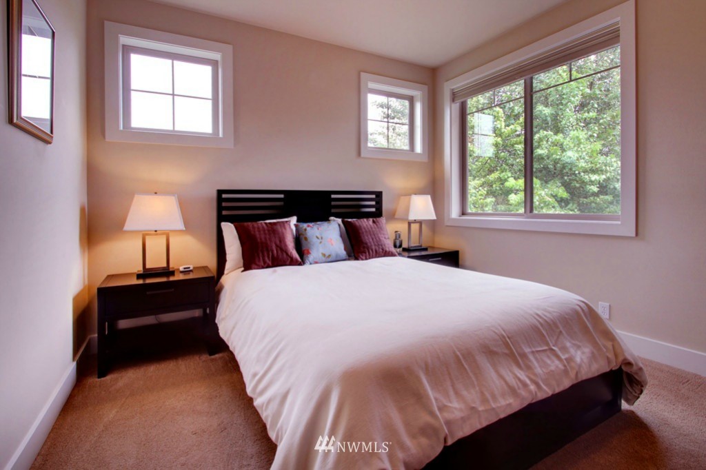 1216 North 42nd Place Renton, WA 98056 - Photo 15 of 19