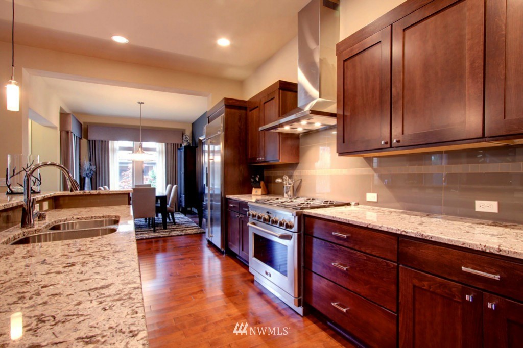1216 North 42nd Place Renton, WA 98056 - Photo 8 of 19