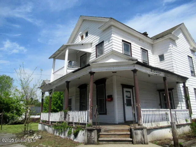 $89,900 | 116 River Street, Hudson Falls, NY 12839