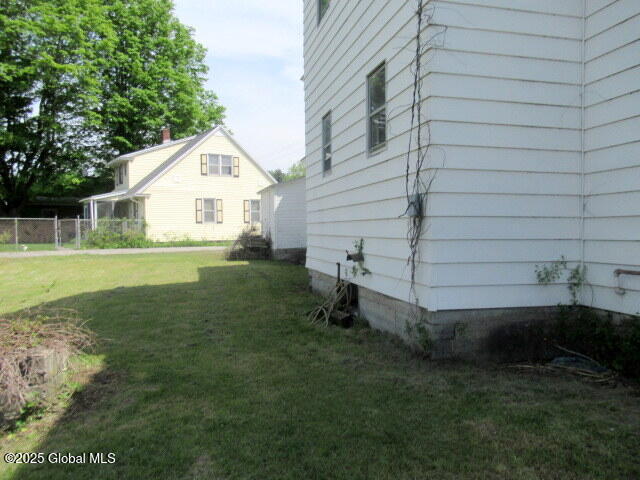 116 River Street Hudson Falls, NY 12839 - Photo 8 of 90 IMG_4937