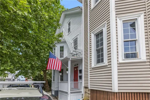 $729,000 | 28 Young Street, Unit 1, Newport, RI 02840