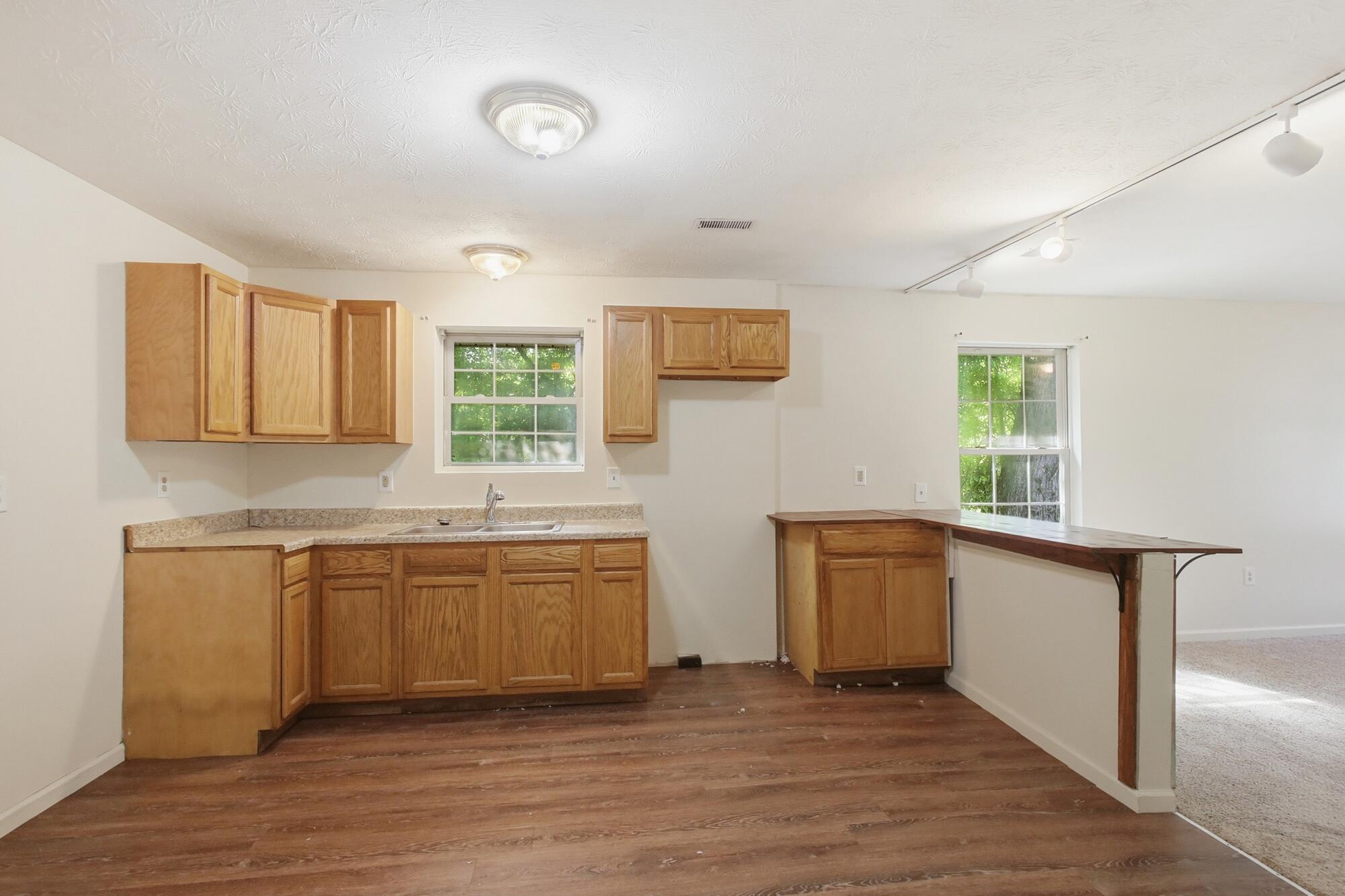 633 Neosha Avenue Springfield, OH 45505 - Photo 10 of 23 010