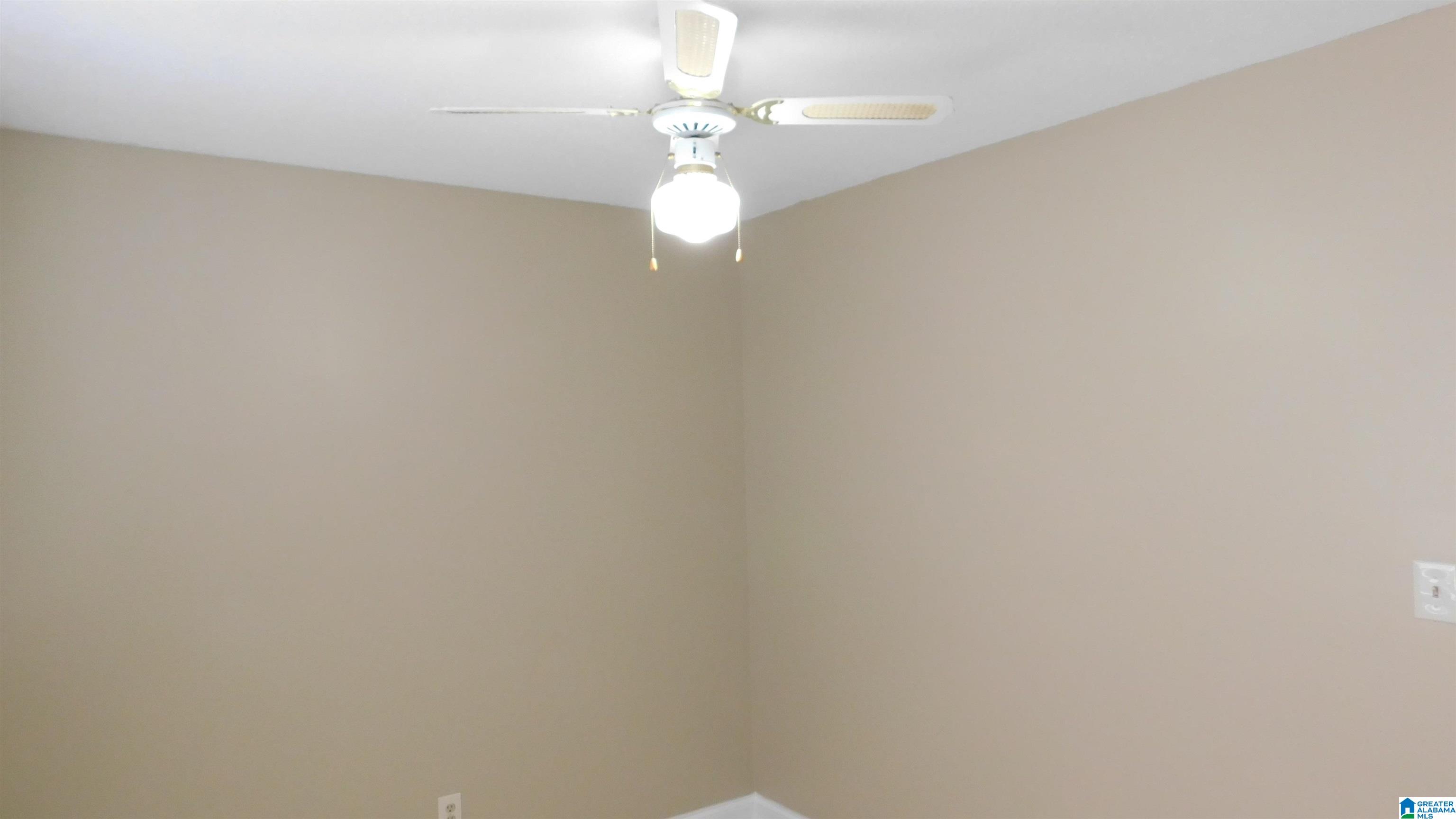 128 Bluegrass Drive Alabaster, AL 35007 - Photo 16 of 24