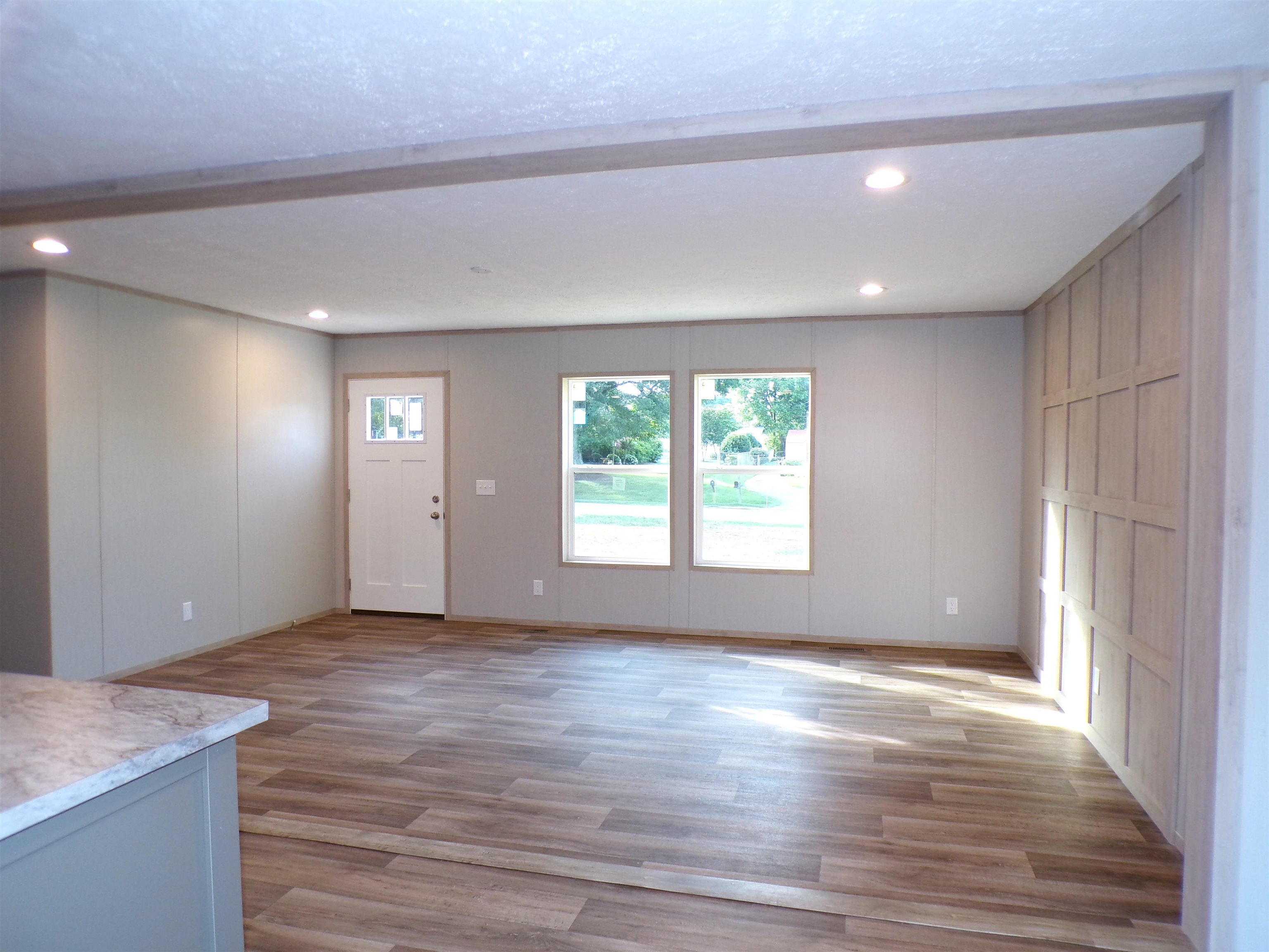 325 Thompson Road Chesnee, SC 29323 - Photo 4 of 33 Gallery Image 4