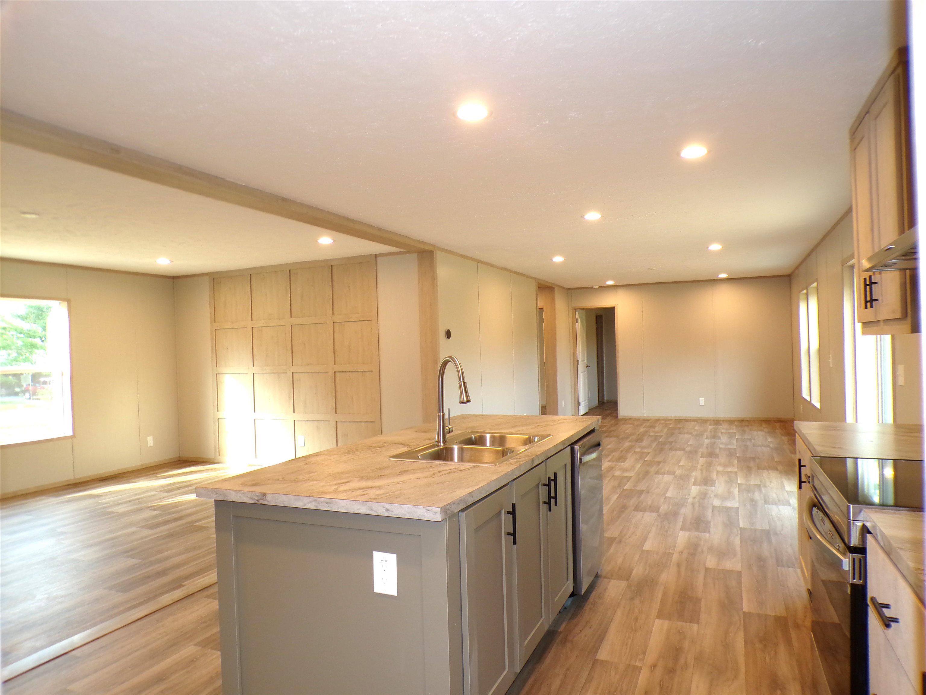 325 Thompson Road Chesnee, SC 29323 - Photo 7 of 33 Gallery Image 7