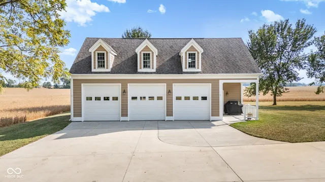 $735,000 | 7015 West 350 South, Tipton, IN 46072