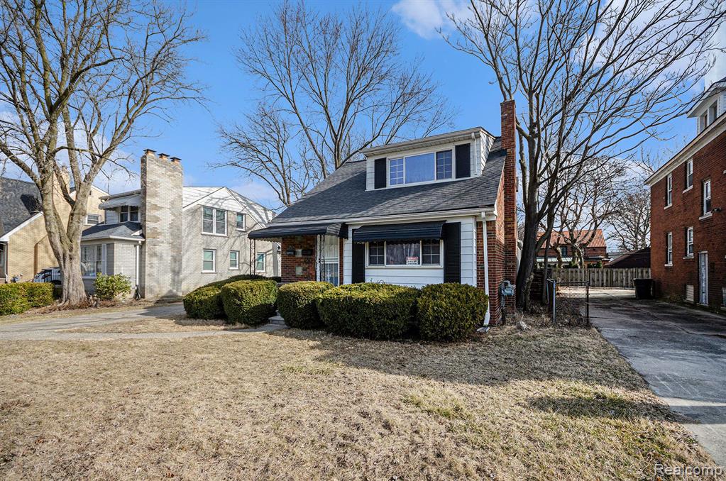 428 Alter Road Detroit, MI 48215 - Photo 6 of 32