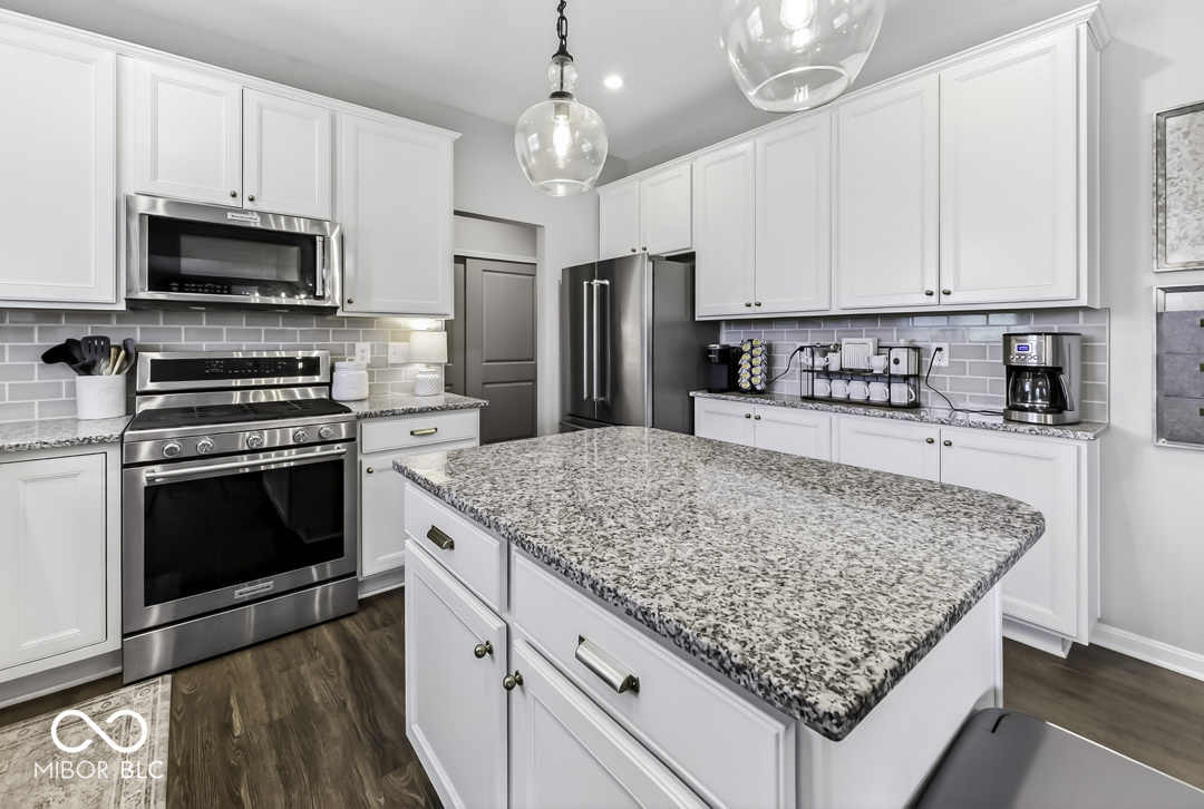 5233 Rum Cherry Way Indianapolis, IN 46237 - Photo 14 of 47