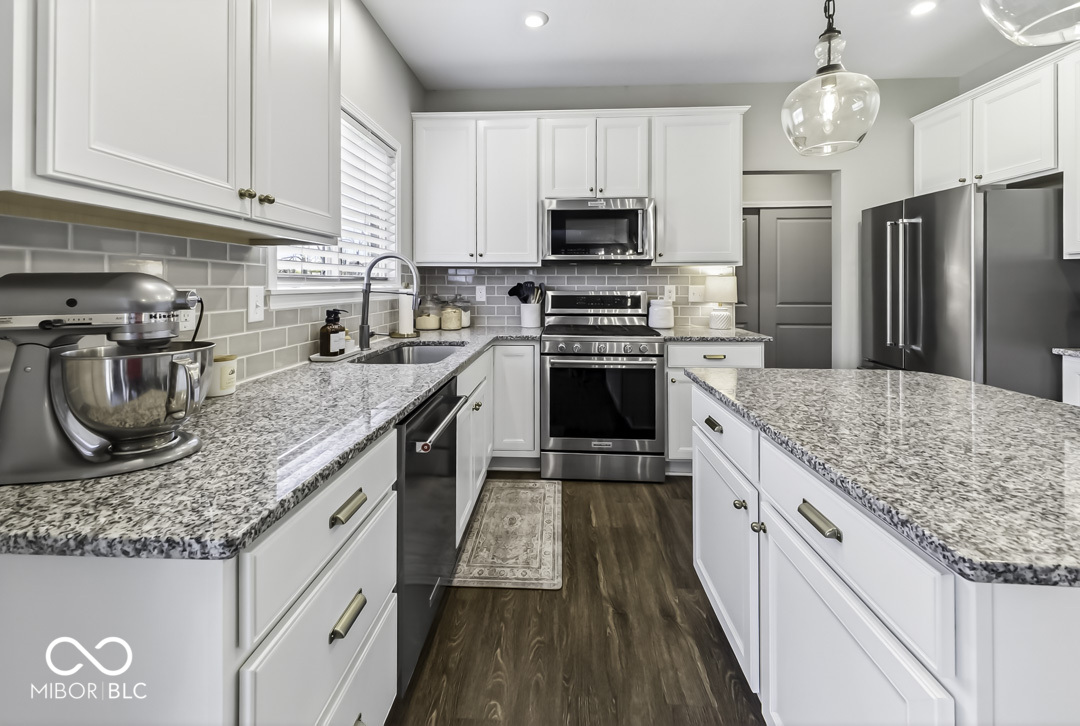 5233 Rum Cherry Way Indianapolis, IN 46237 - Photo 15 of 47