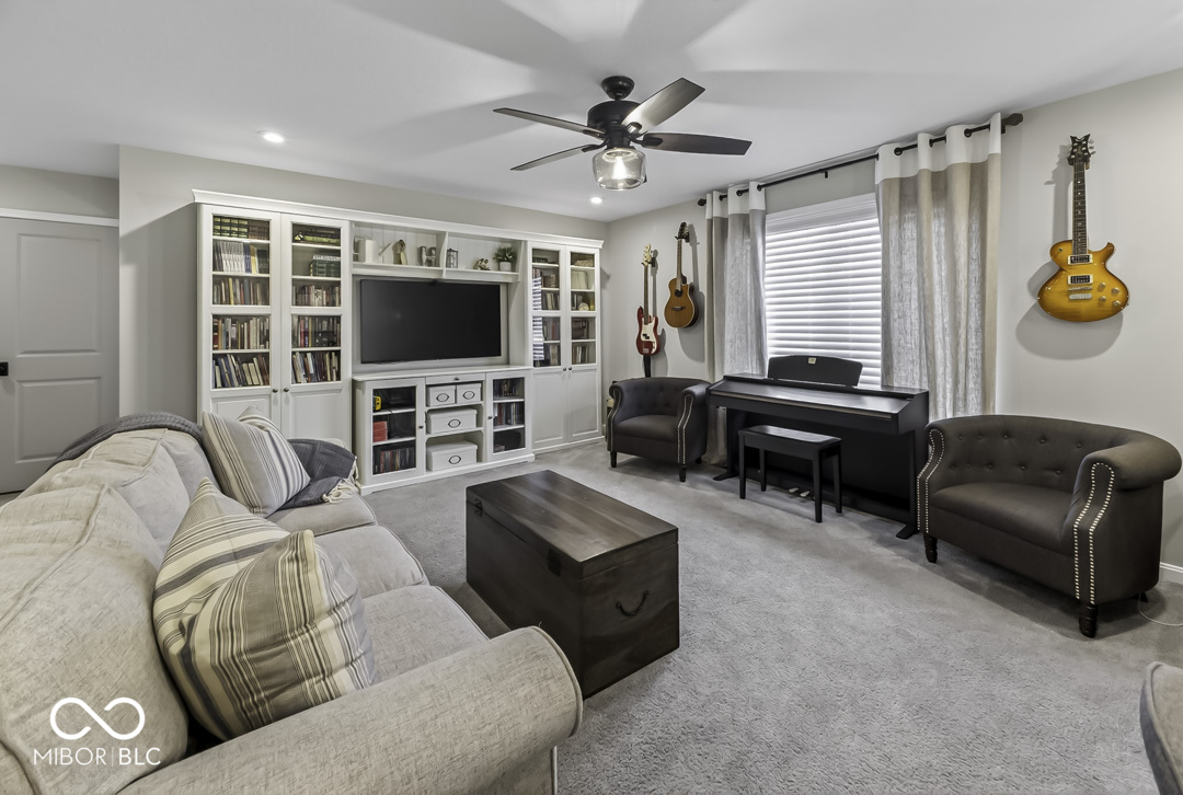 5233 Rum Cherry Way Indianapolis, IN 46237 - Photo 25 of 47