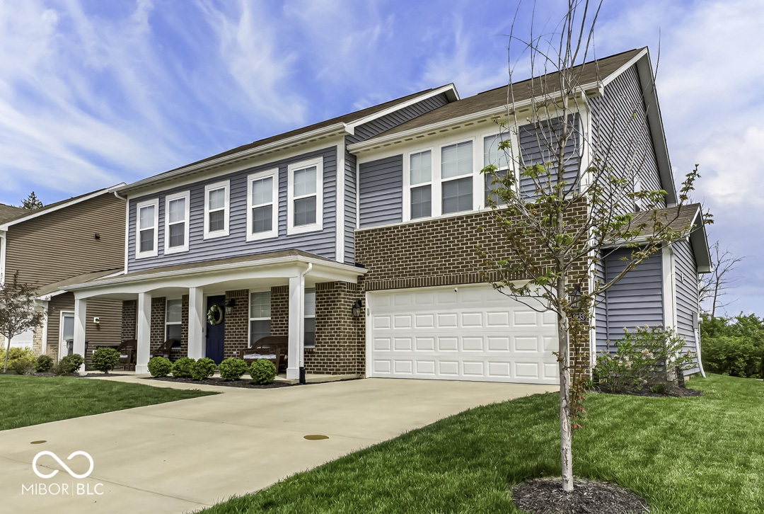 5233 Rum Cherry Way Indianapolis, IN 46237 - Photo 3 of 47