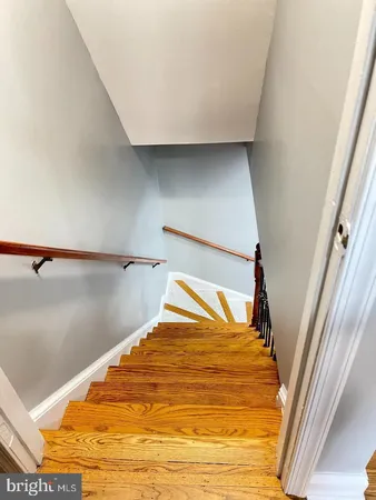 a view of walk in closet