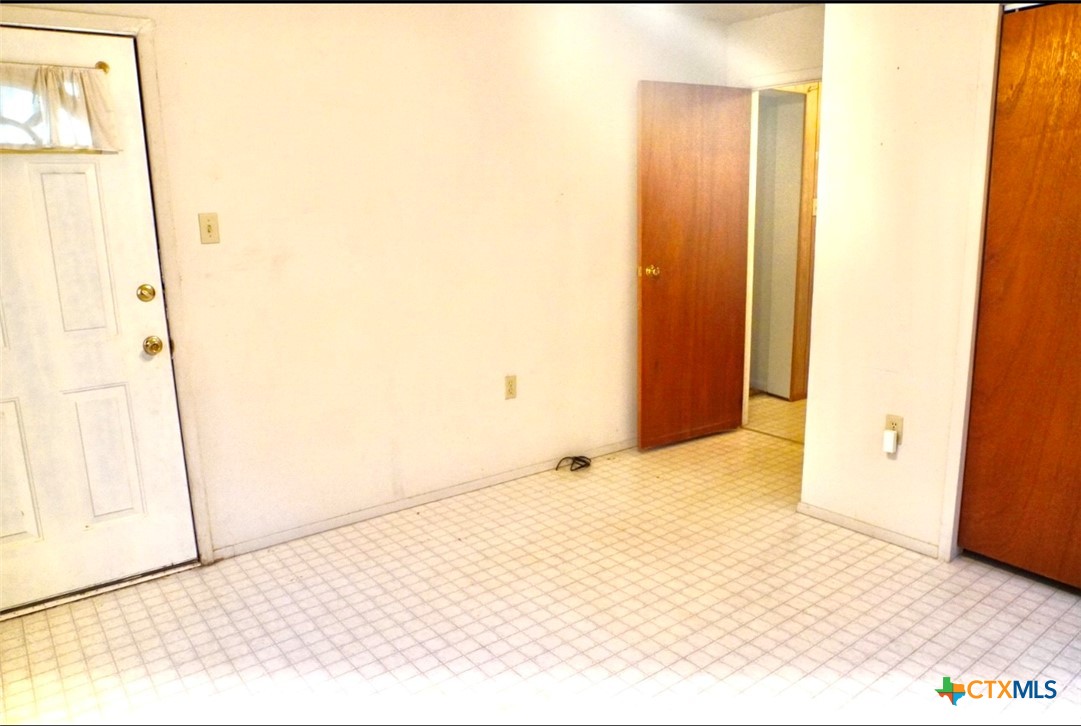 141 Jackson Street Elgin, TX 78621 - Photo 25 of 28 a view of an empty room
