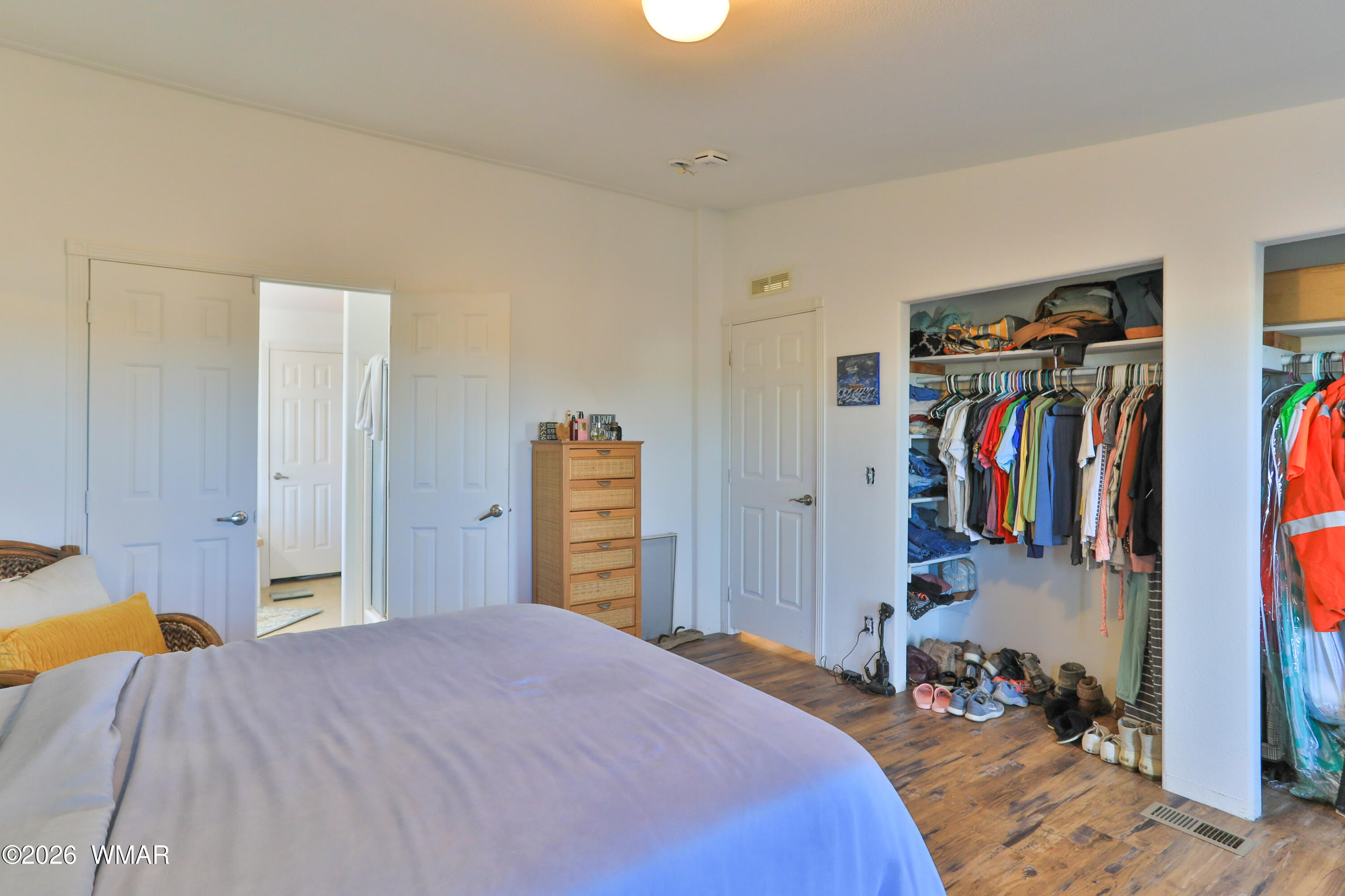 4402 McLaws Road Holbrook, AZ 86025 - Photo 24 of 46 Primary Bedroom (1)