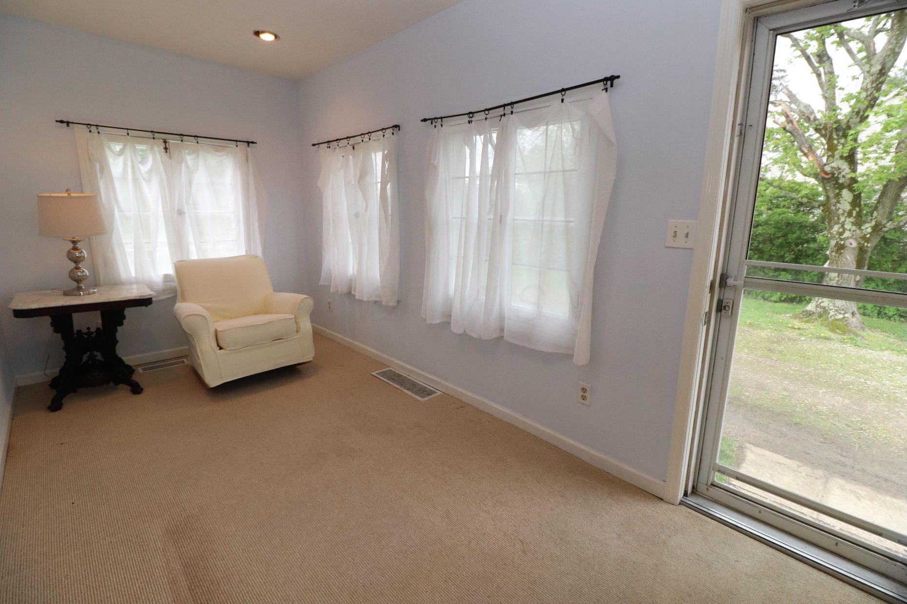 945 Cole Road Galloway, OH 43119 - Photo 20 of 52 Gallery Image 20