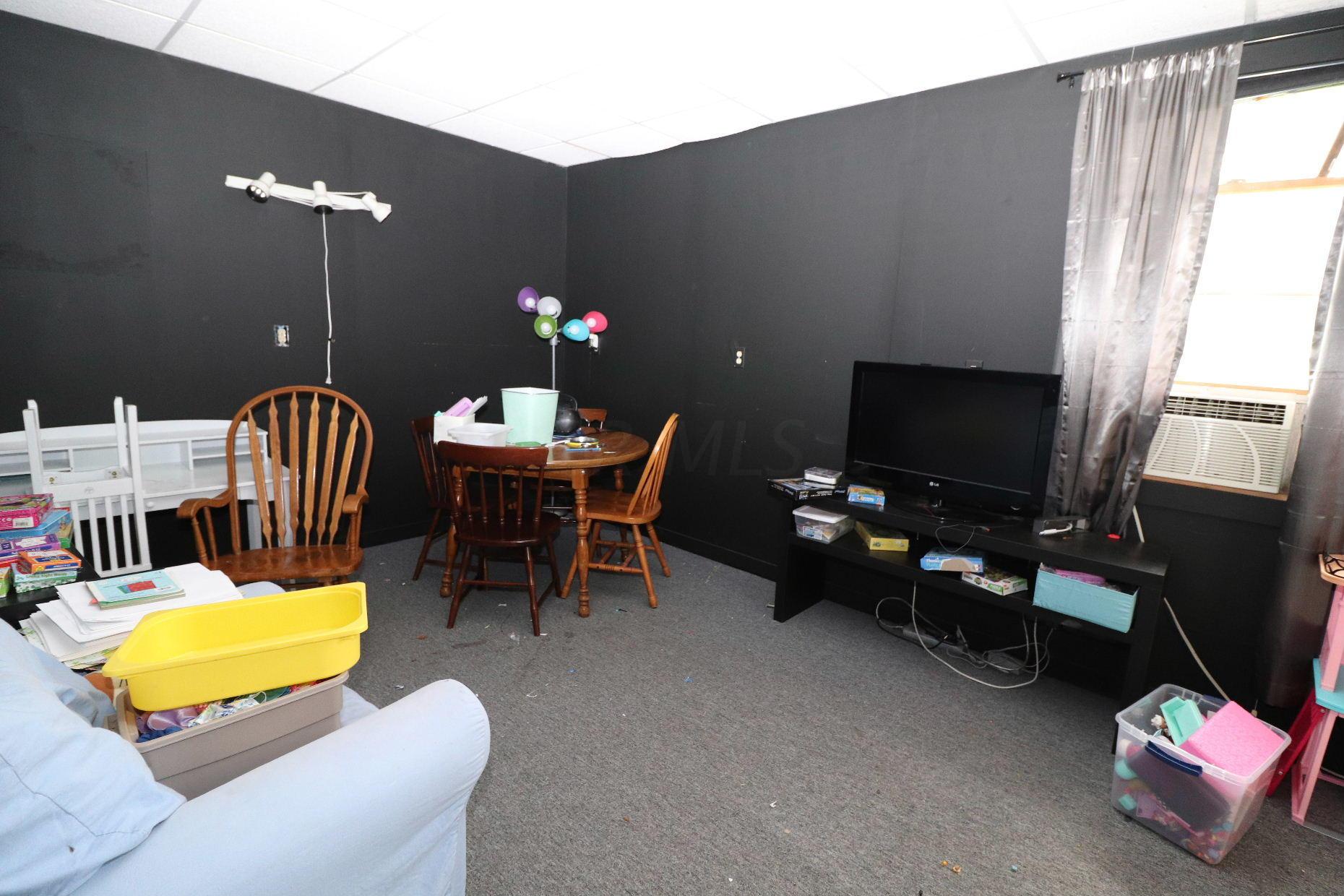 945 Cole Road Galloway, OH 43119 - Photo 35 of 52 Gallery Image 35