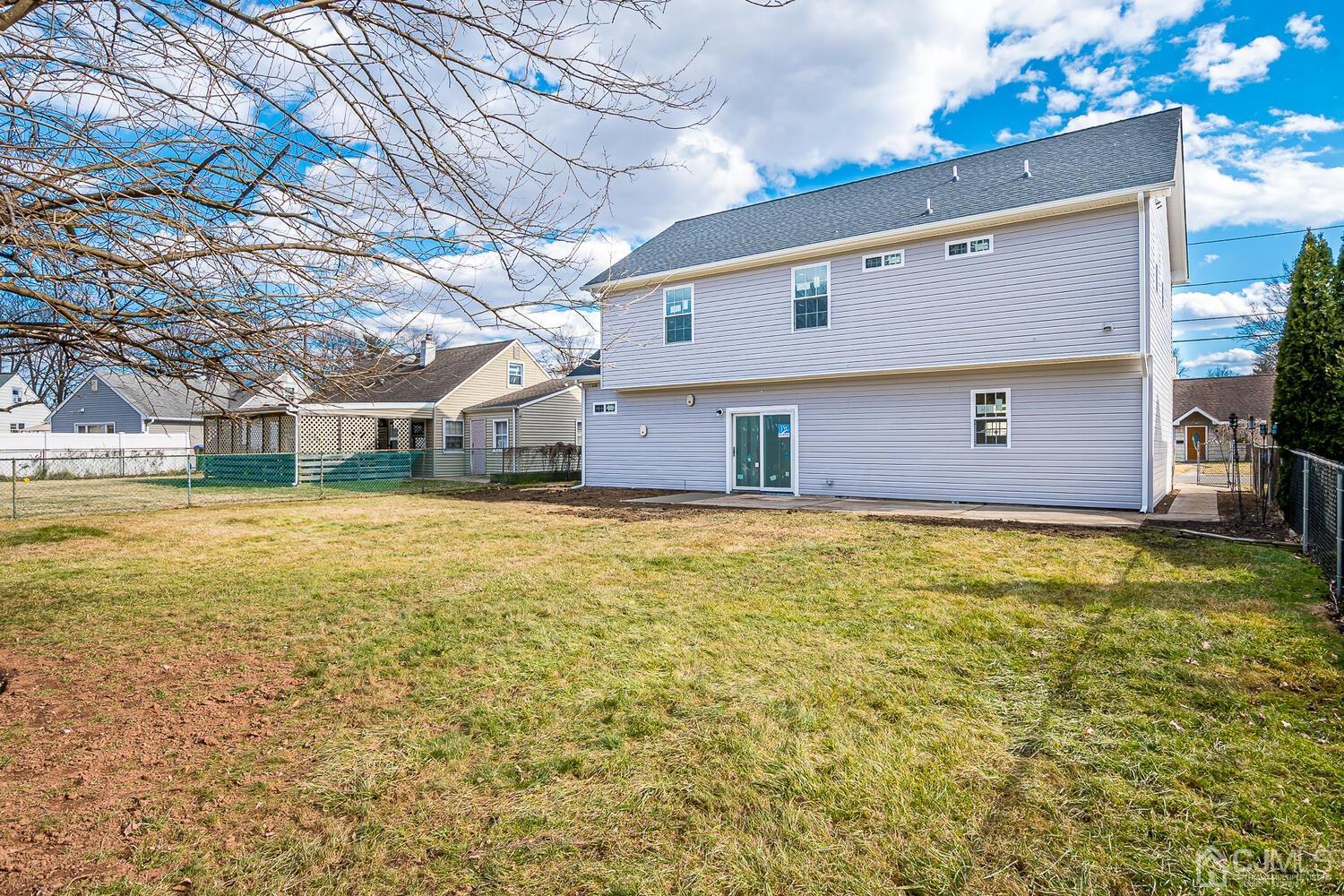 31 Sturgis Road Edison, NJ 08817 - Photo 33 of 35 a front view of house with yard