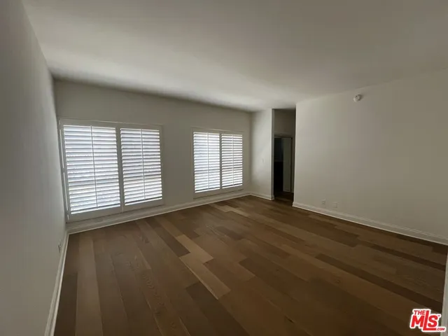 $6,950 | 125 South Elm Drive, Unit 201, Beverly Hills, CA 90212