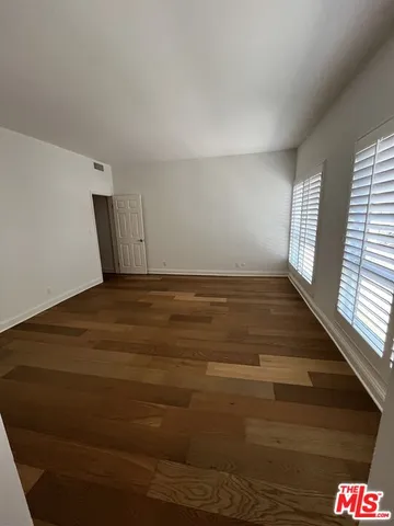 $6,950 | 125 South Elm Drive, Unit 201, Beverly Hills, CA 90212