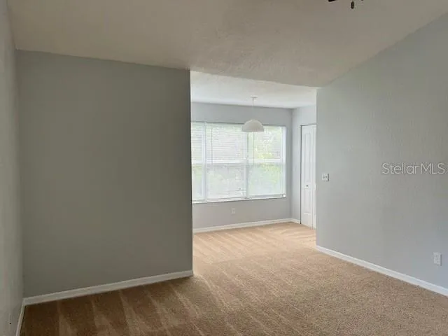 $1,400 | 5128 Conroy Road, Unit 22, Orlando, FL 32811