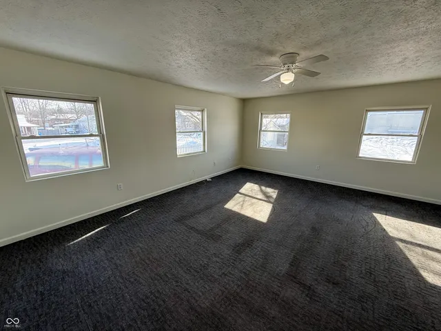 $900 | 315 North Jackson Street, Unit 4, Greencastle, IN 46135