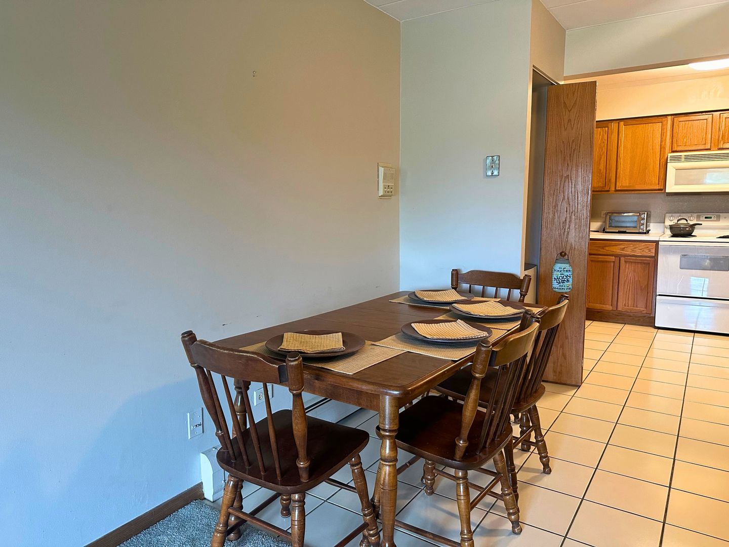 10524 South Pulaski Road, Unit 2SE Oak Lawn, IL 60453 - Photo 7 of 19 Gallery Image 7
