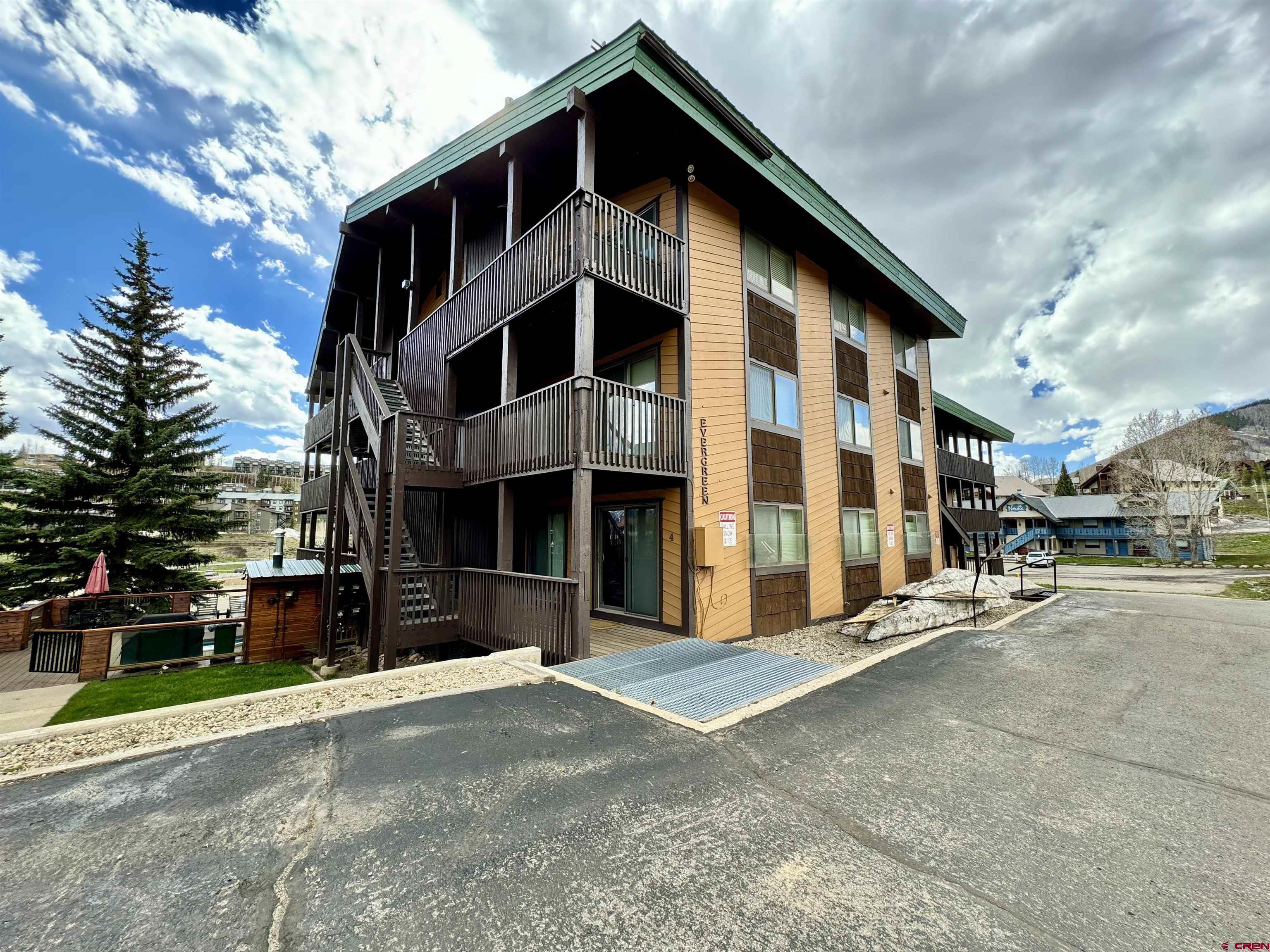 35 Emmons Road, Unit 10 Crested Butte, CO 81225 - Photo 32 of 35 Gallery Image 32