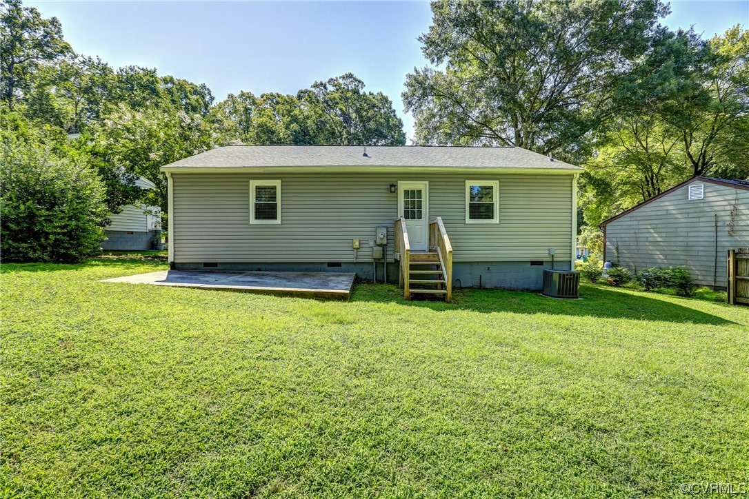 1522 Rayburn Road Richmond, VA 23235 - Photo 35 of 38 a view of a backyard