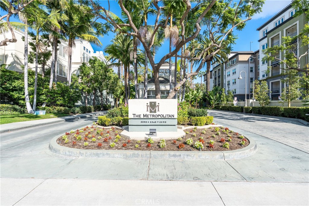 2253 Martin, Unit 416 Irvine, CA 92612 - Photo 20 of 23 a white bath tub sitting in front of a building