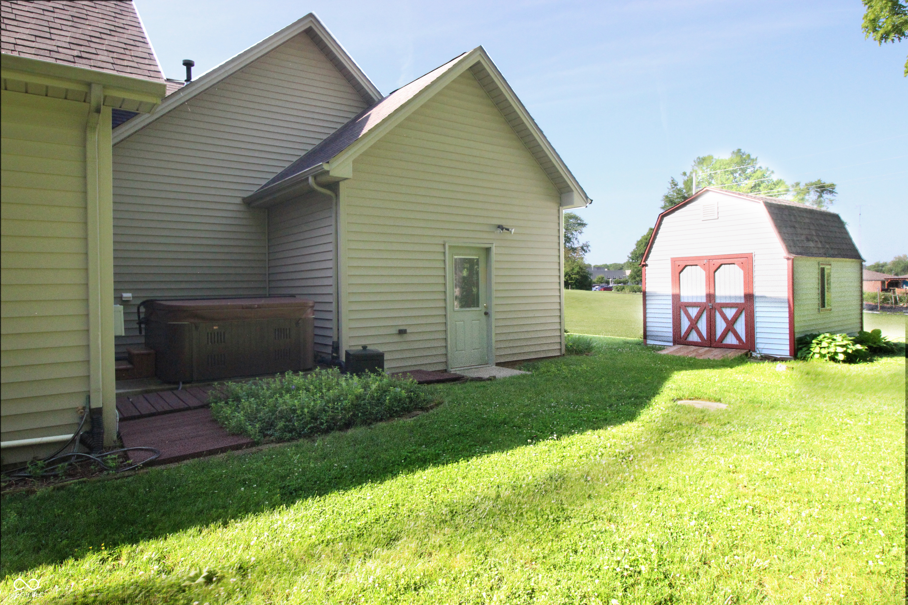 5140 Bull Run Columbus, IN 47203 - Photo 25 of 26