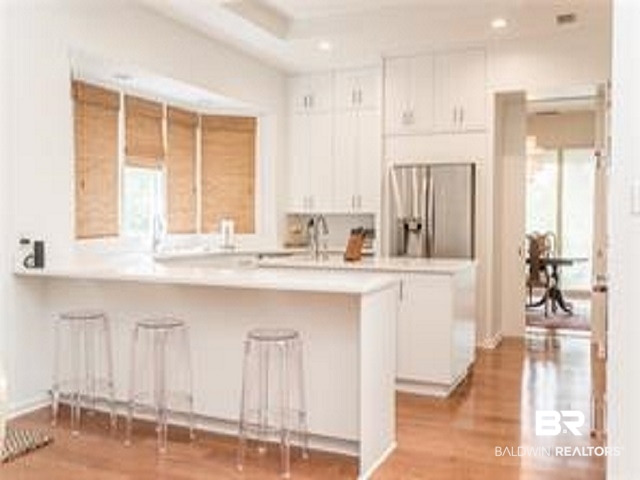 650 Montcliff Drive West Mobile, AL 36609 - Photo 5 of 15