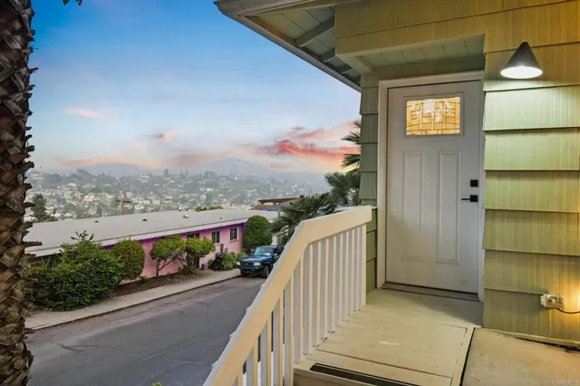 $1,250,000 | 4444 Beverly Drive, La Mesa, CA 91941