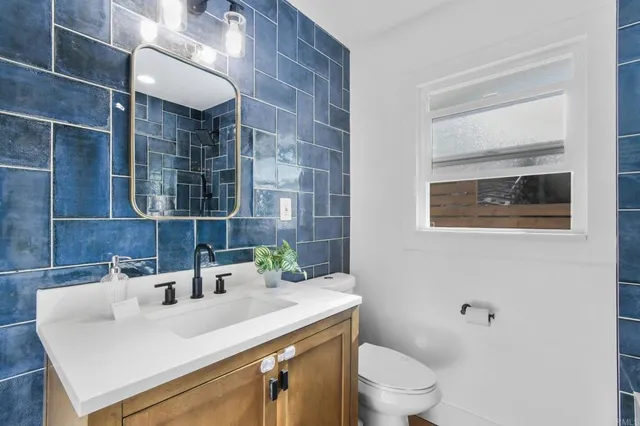 $1,250,000 | 4444 Beverly Drive, La Mesa, CA 91941