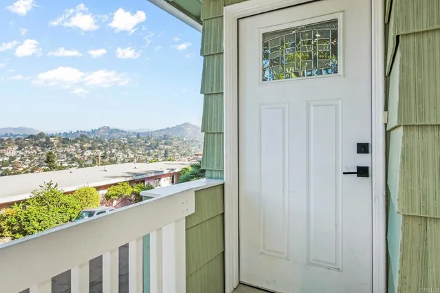 $1,250,000 | 4444 Beverly Drive, La Mesa, CA 91941