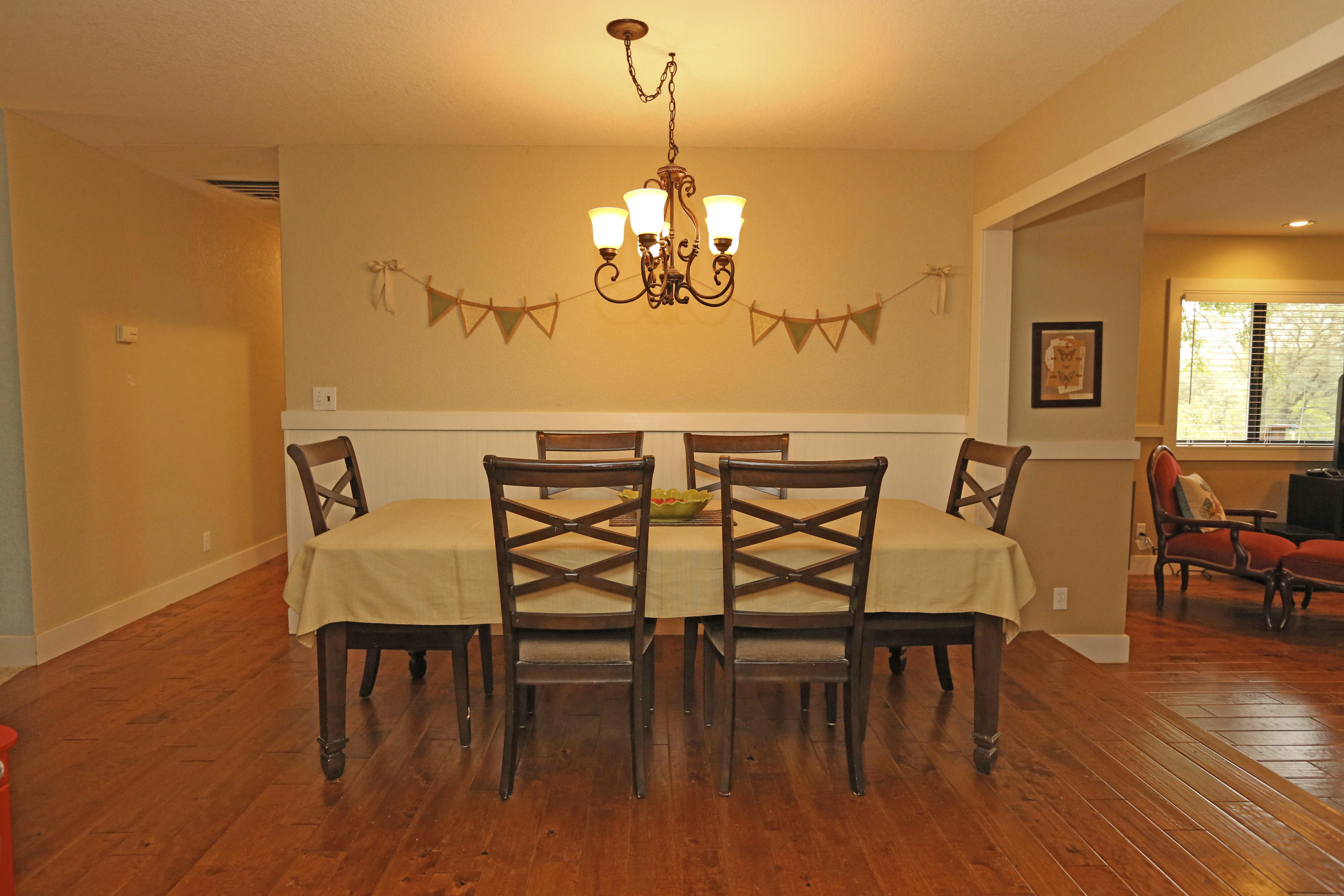 21212 Old Alturas Road Redding, CA 96003 - Photo 10 of 25 Dining Area