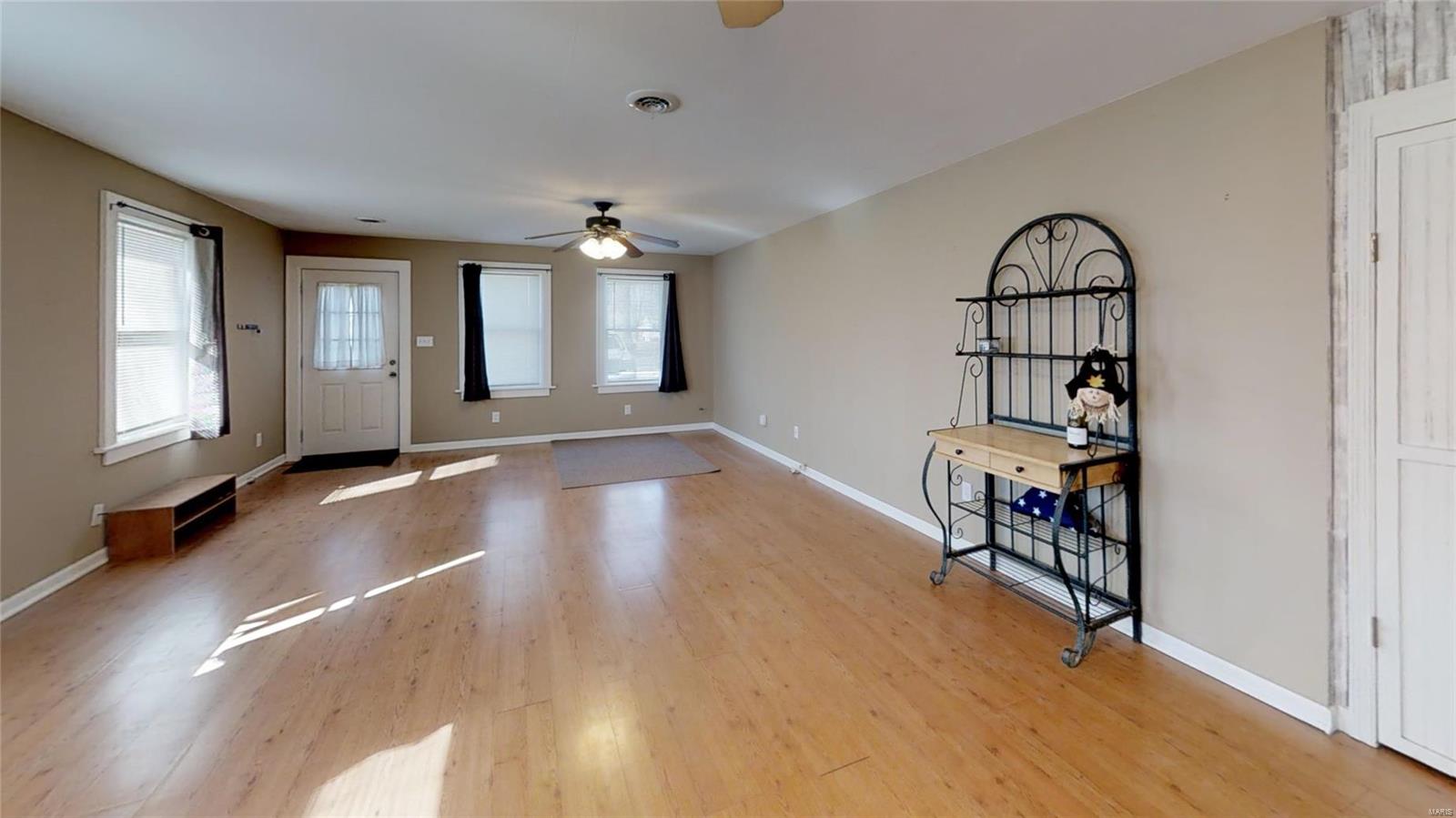 620 4th Keyesport, IL 62253 - Photo 8 of 10 Gallery Image 8