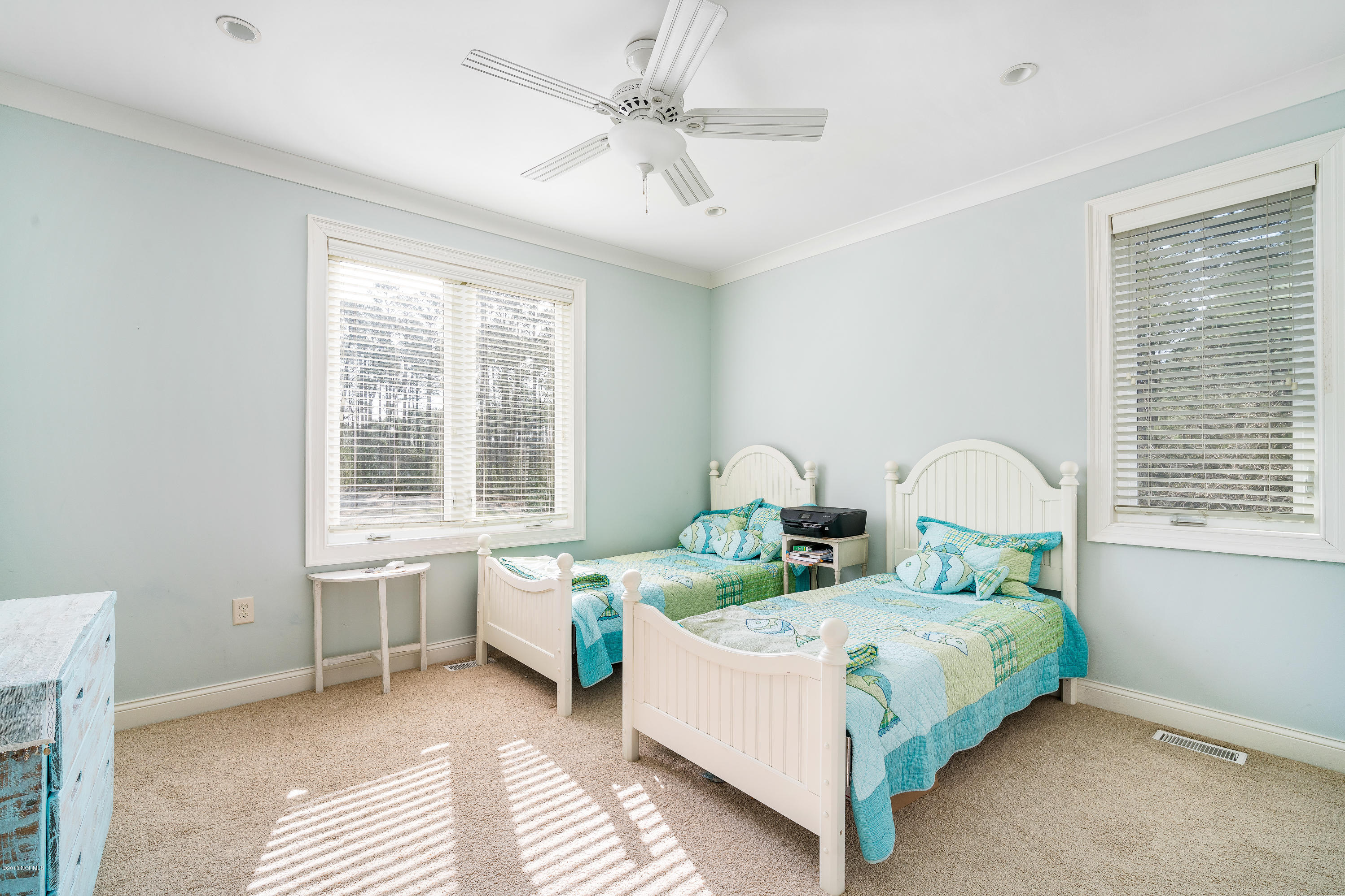 946 Crow Hill Road Beaufort, NC 28516 - Photo 24 of 46 Chill Photo & video-10