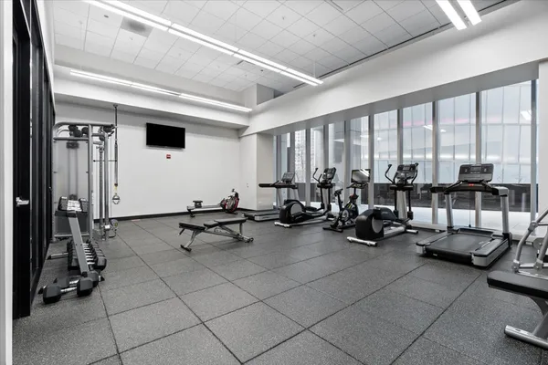 $8,300 | 403 North Wabash Avenue, Unit 10C, Chicago, IL 60611