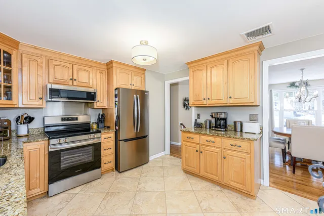 a view of a garden with a fountain