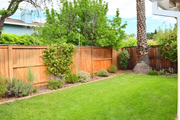 $605,000 | 527 Bluebird Place, Davis, CA 95616