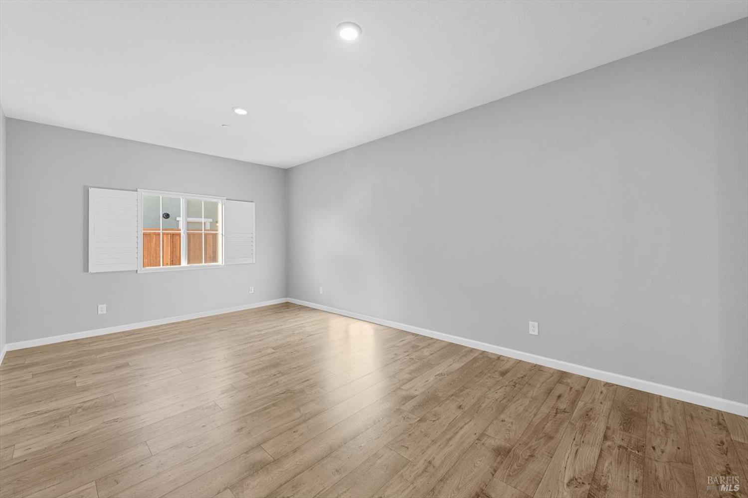 655 Honey Bee Road Dixon, CA 95620 - Photo 7 of 62